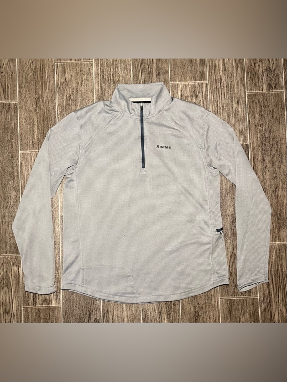 SIMMS Solarflex Plus UPF 50 1/4 Zip Pullover Hiking Fishing Men's Medium Gray